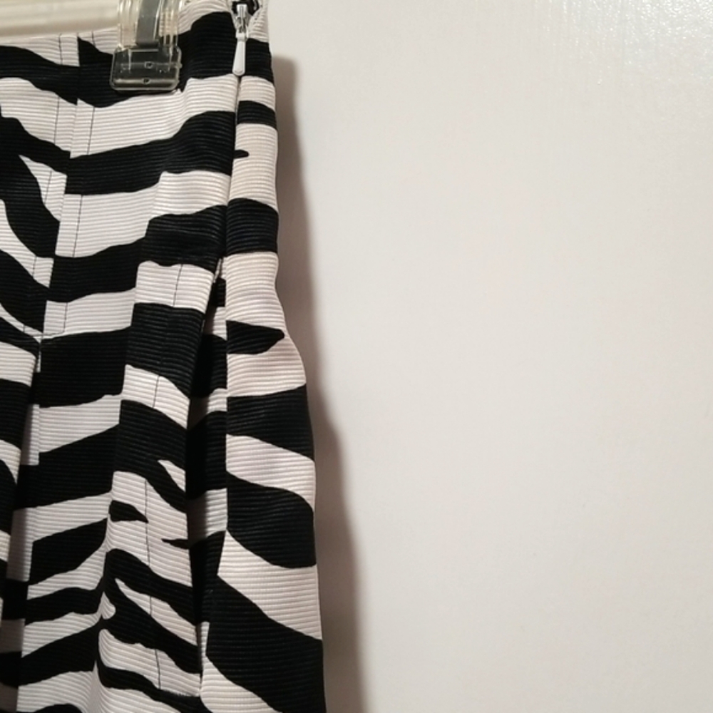 Express Design Studio Zebra Print Pleated Skirt - image 3